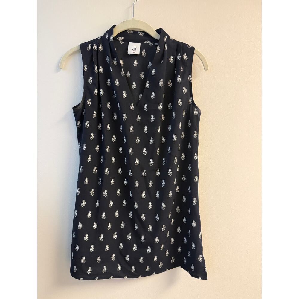 Cabi Sleeveless Blouse Navy Blue Paisley/Floral Print Size XS | Retails ~$89–$99
